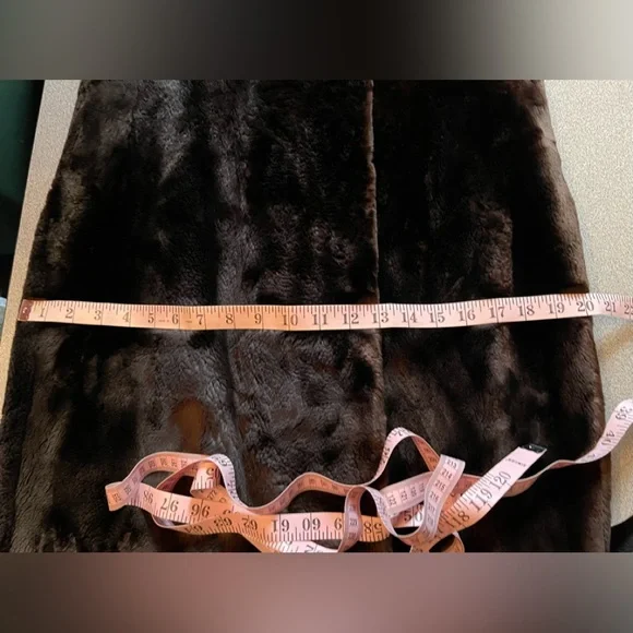 Furs By Koehler Oakville Beaver & Mink Fur Coat - Picture 13 of 16